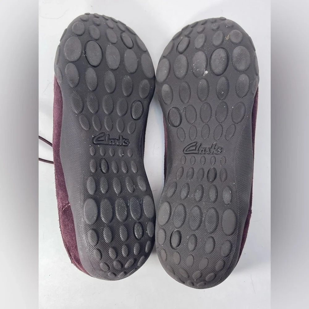 Clark’s Women’s‎ Ultra Comfort Haley Rhea Burgundy Suede Sneakers Size 6M